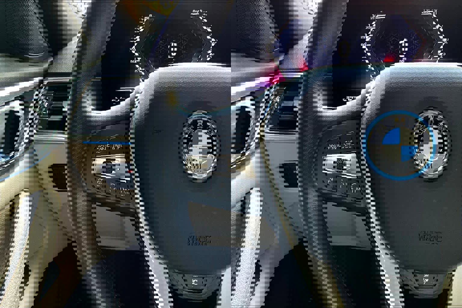 Used 2023 BMW i4 eDrive35 w/ Premium Package image 23