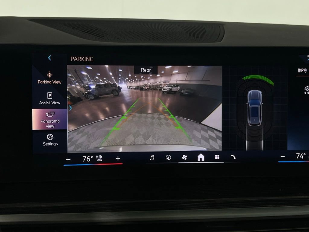 Used 2025 BMW X5 xDrive50e w/ M Sport Package image 19