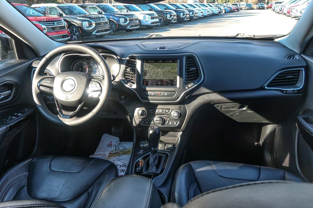 Used 2023 Jeep Cherokee Altitude Lux image 16