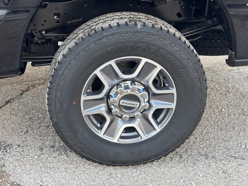 New 2026 Ford F250 Lariat w/ FX4 Off-Road Package AWD/4WD image 12