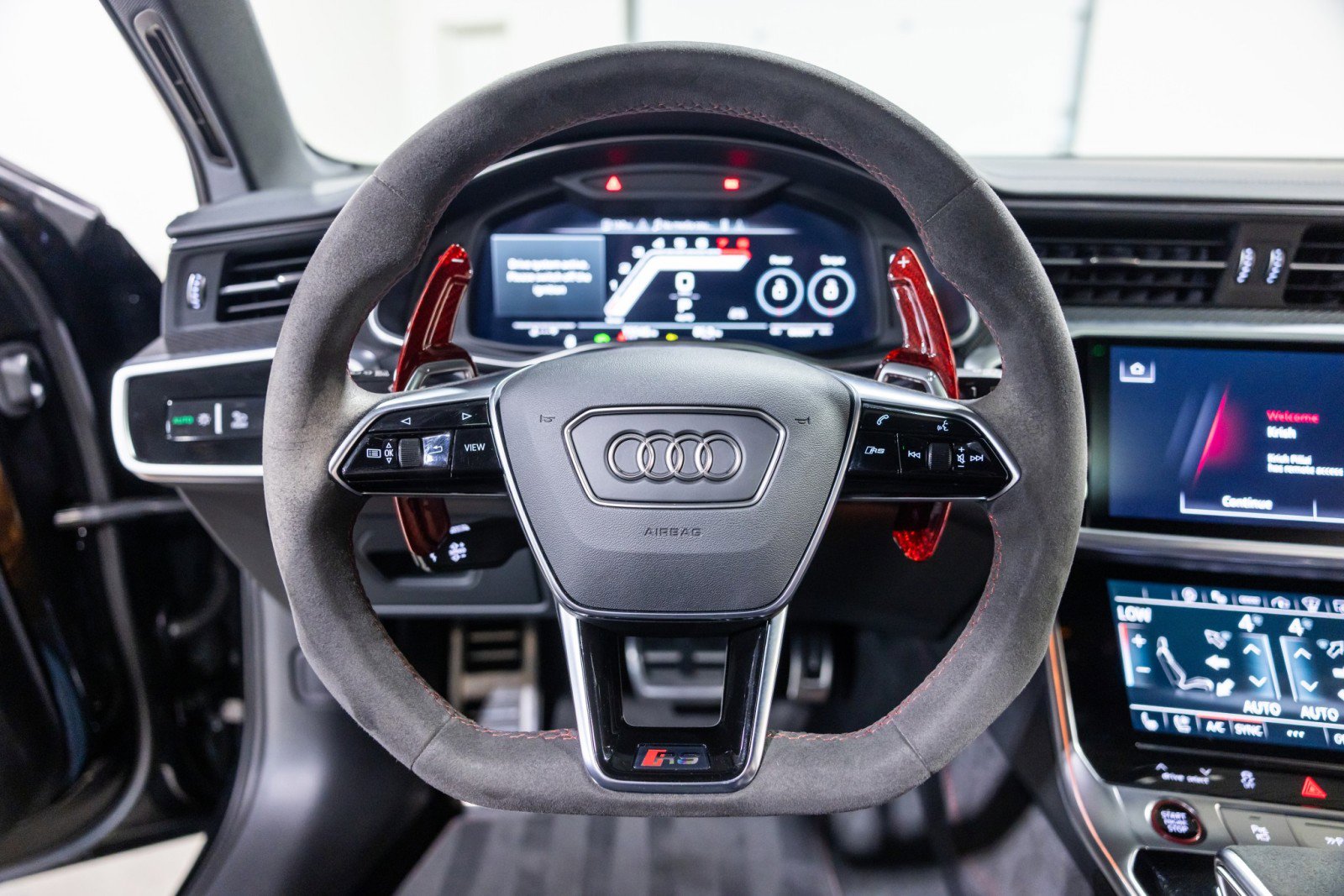 Used 2024 Audi RS 6 performance AWD/4WD image 37