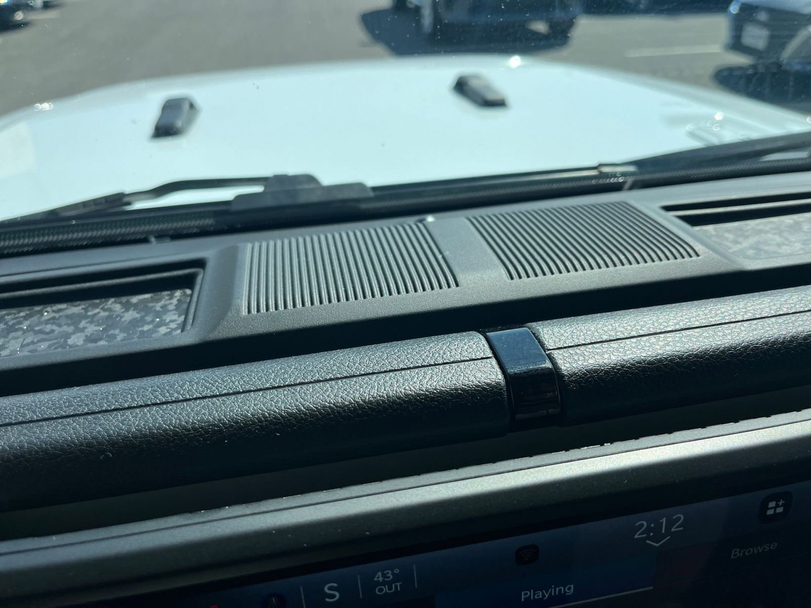 Used 2025 Jeep Wrangler Sport S image 17