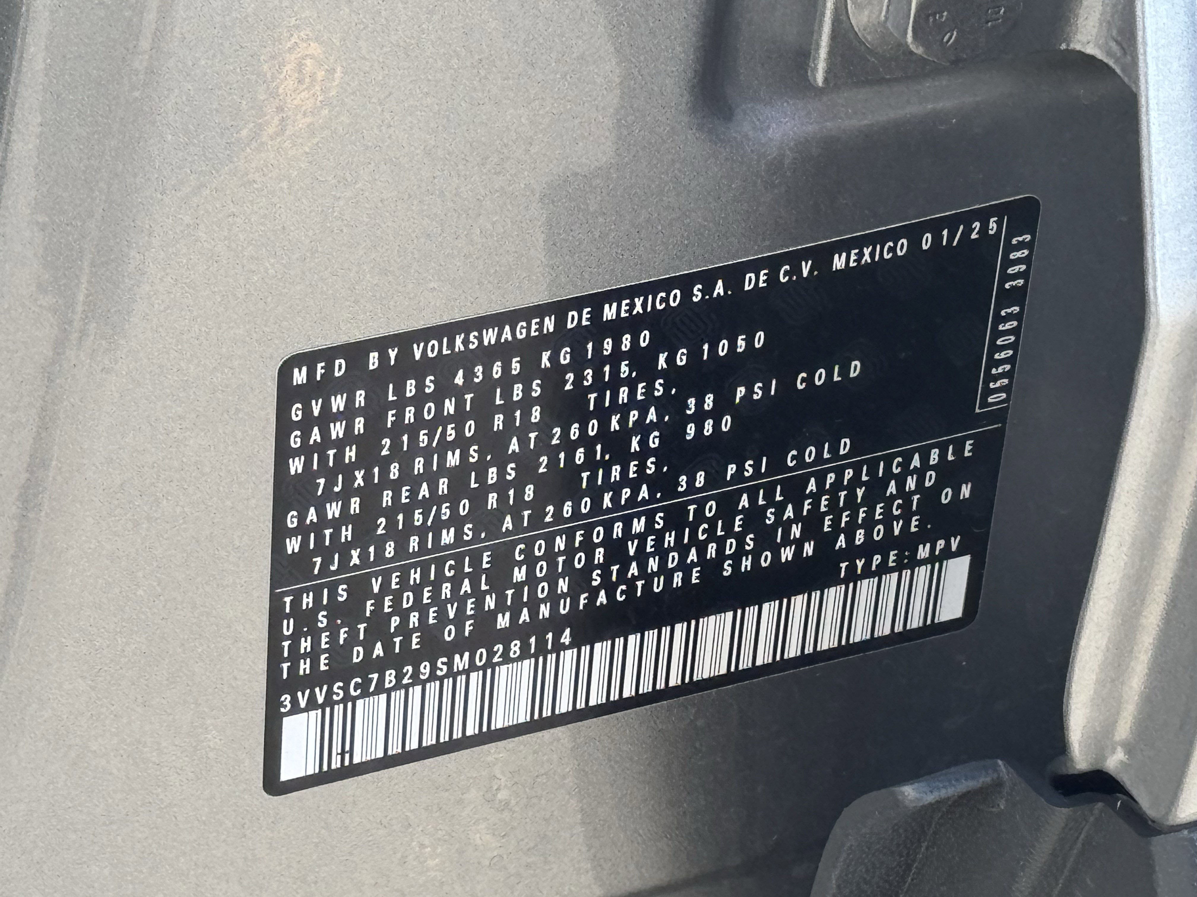 Used 2025 Volkswagen Taos SE image 38