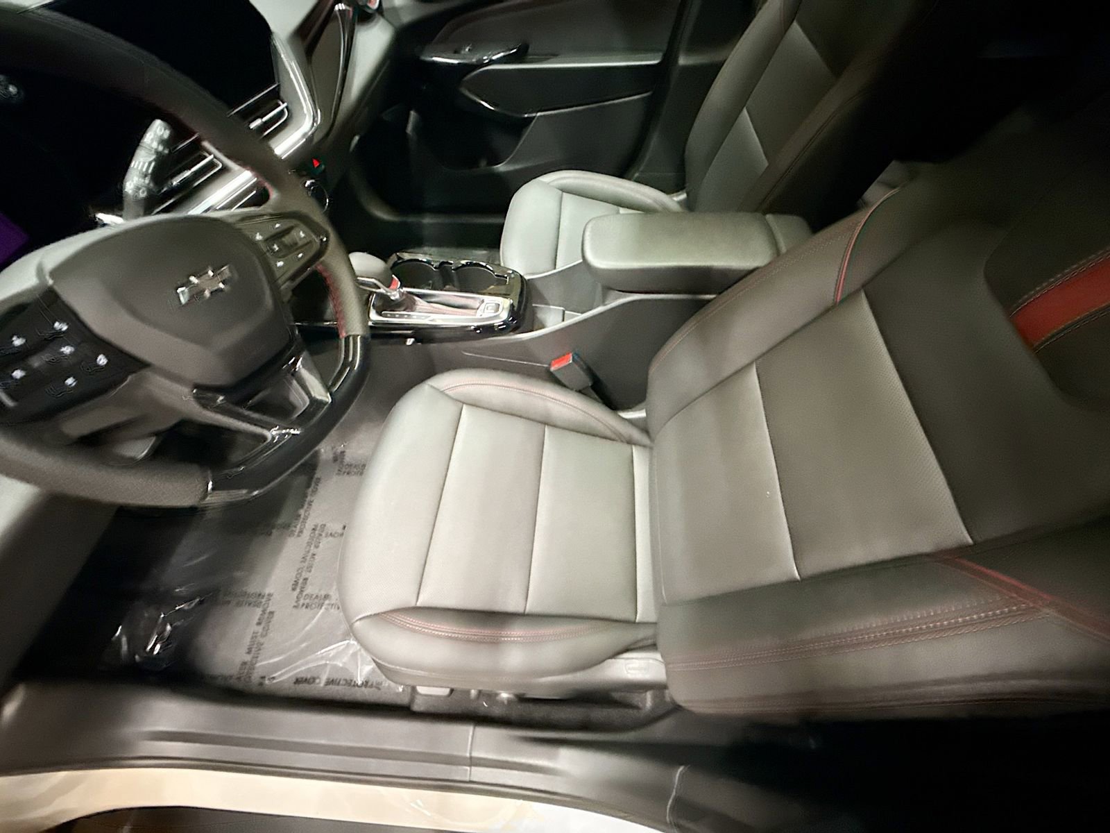 New 2026 Chevrolet Trax RS w/ Sunroof Package FWD image 23