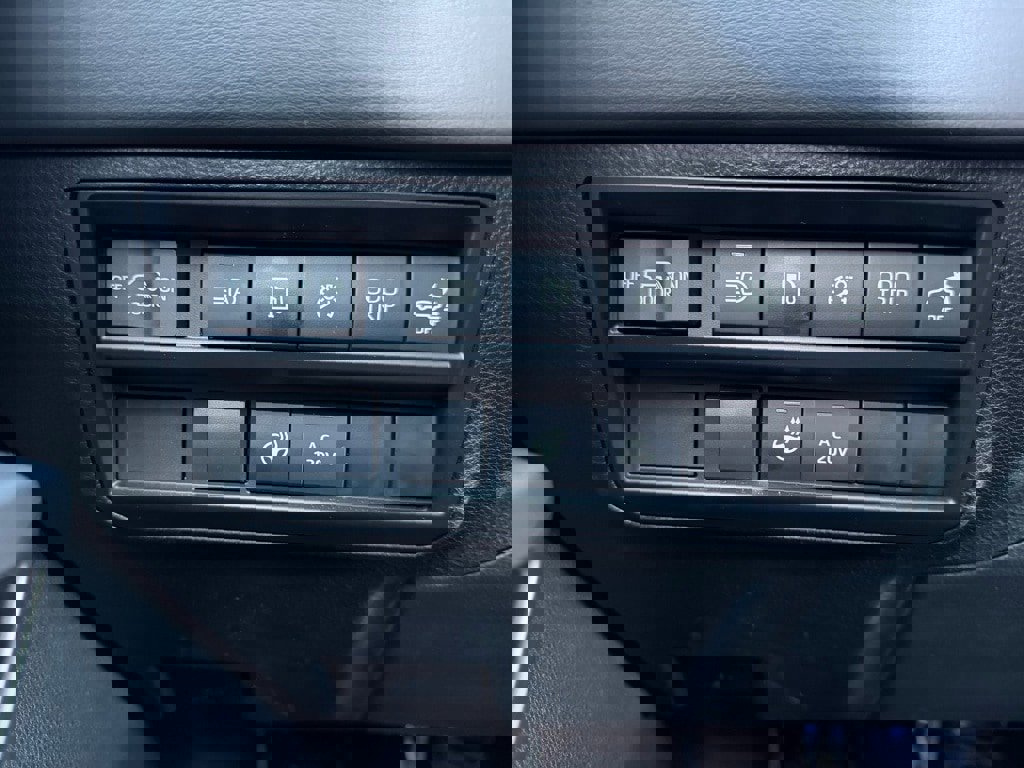 Used 2024 Toyota Sequoia Platinum image 17