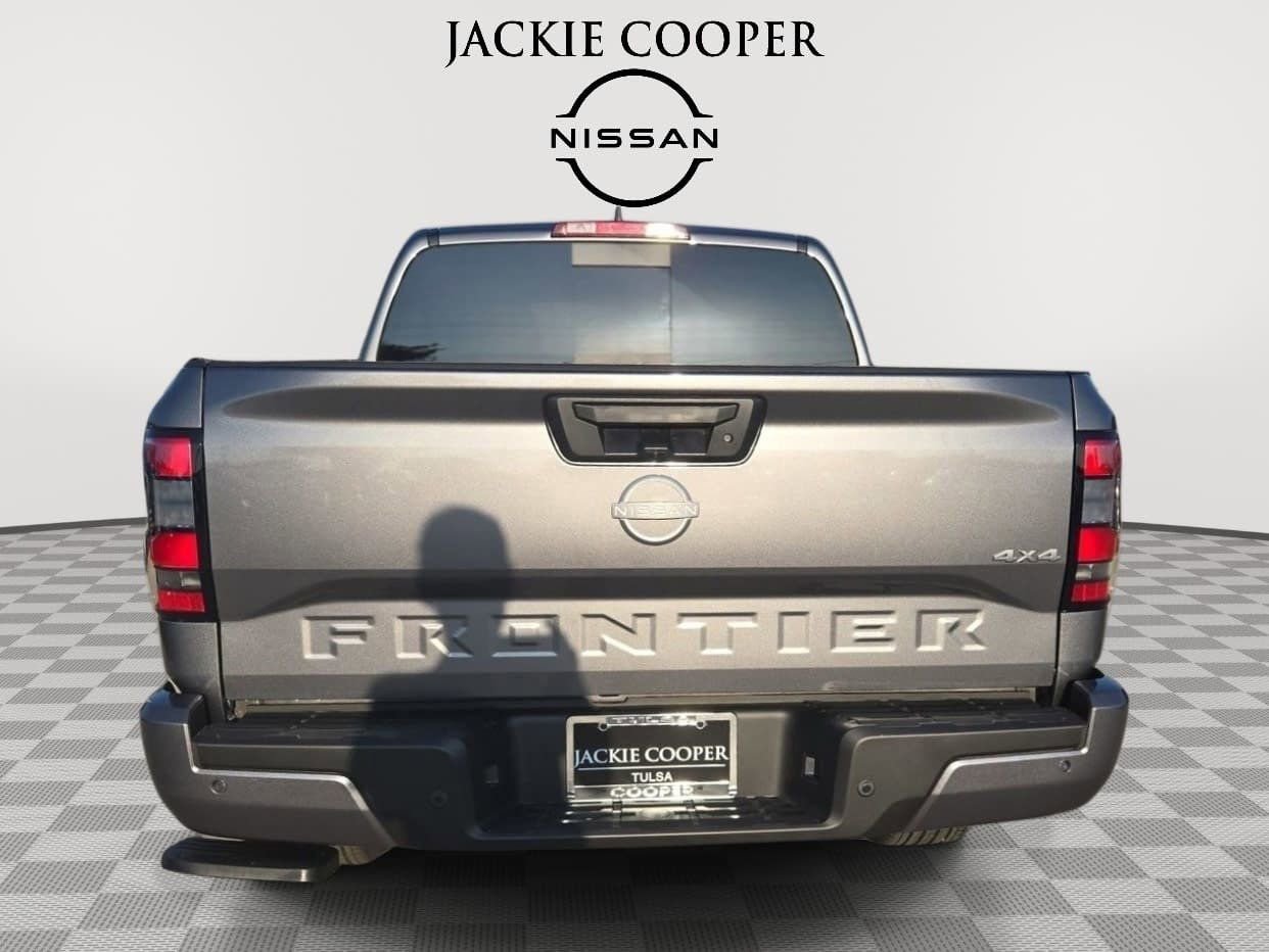 New 2025 Nissan Frontier SV AWD/4WD image 4