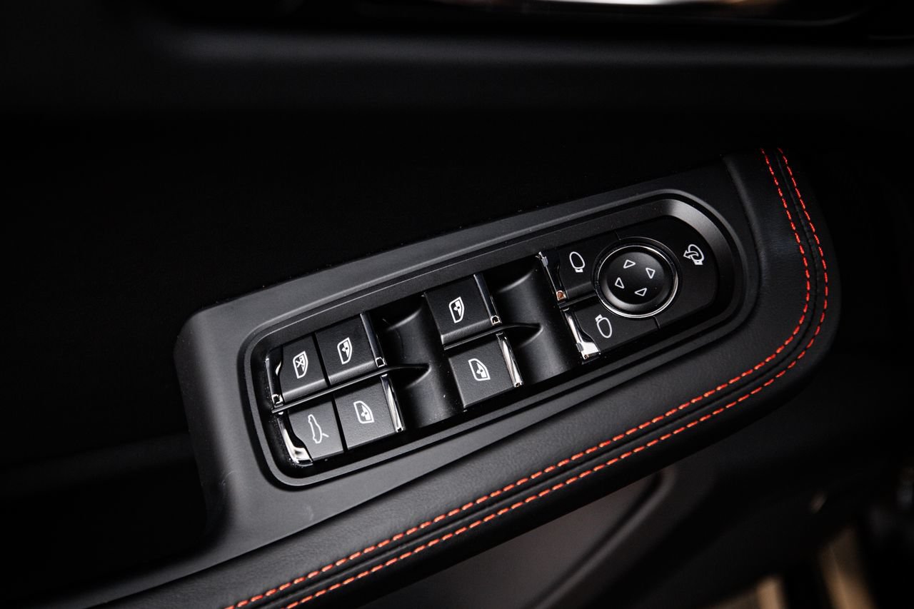 Certified 2026 Porsche Macan GTS AWD/4WD image 22