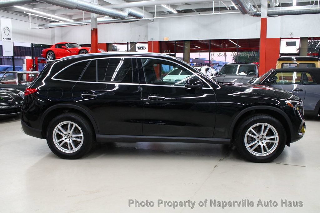 Used 2025 Mercedes-Benz GLC 300 4MATIC image 53
