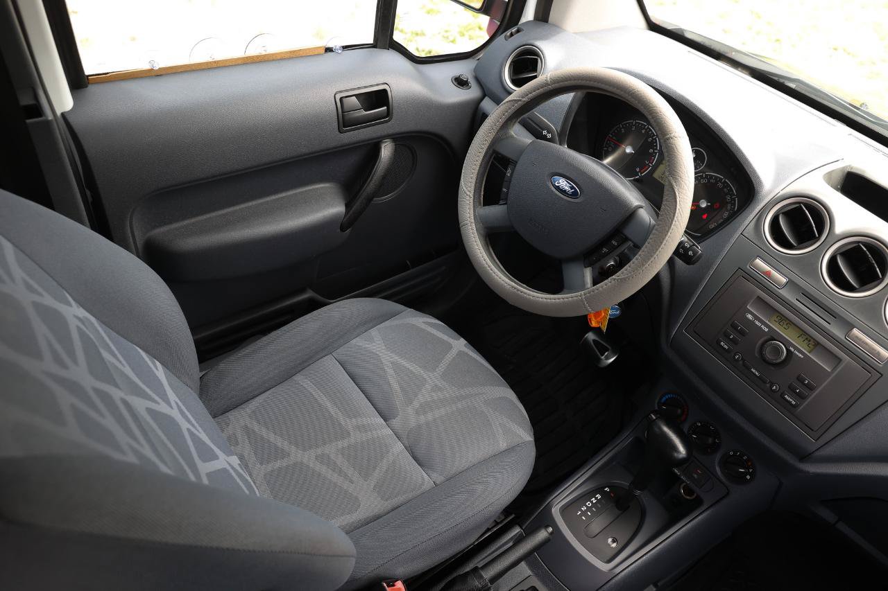 Used 2011 Ford Transit Connect XL FWD image 14