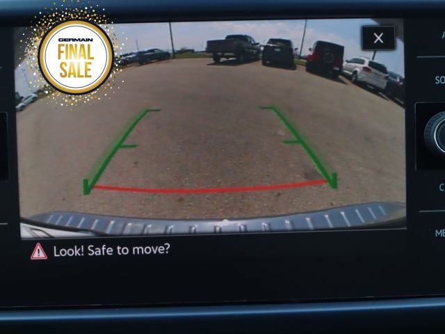 New 2024 Volkswagen Taos SE image 18