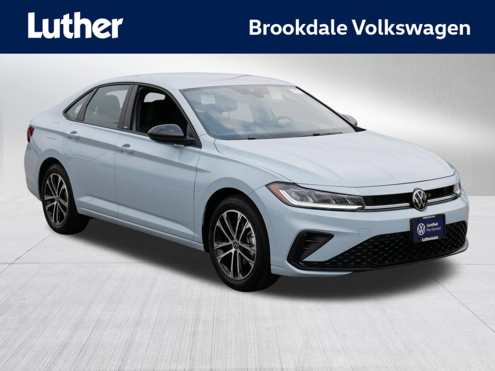 Certified 2025 Volkswagen Jetta Sport FWD image 1