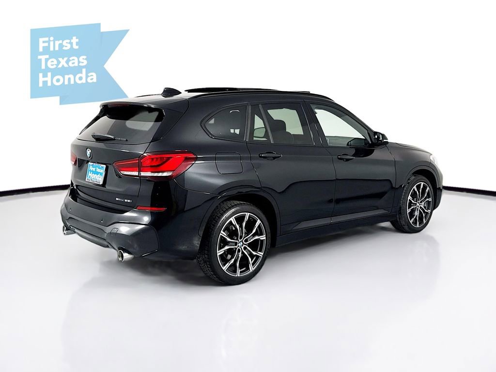 Used 2021 BMW X1 sDrive28i w/ M Sport Package image 7