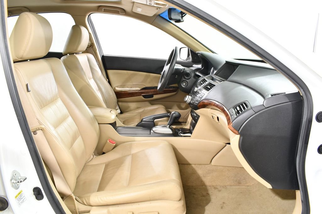 Used 2011 Honda Accord EX-L image 10