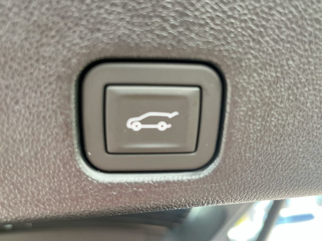 New 2026 GMC Acadia Elevation w/ LPO, Floor Liner Package AWD/4WD image 37