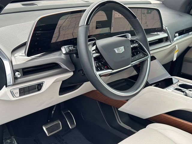 New 2026 Cadillac Vistiq Sport w/ LPO, Floor Liner Package image 21