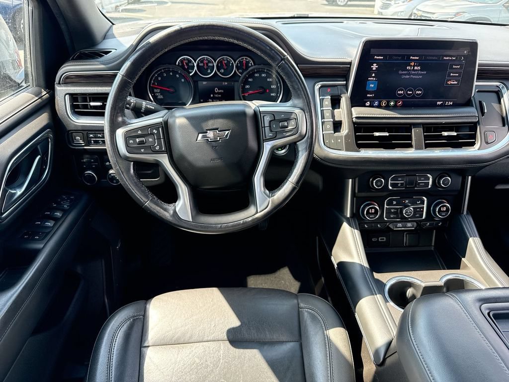 Used 2021 Chevrolet Tahoe Z71 w/ Luxury Package AWD/4WD image 14