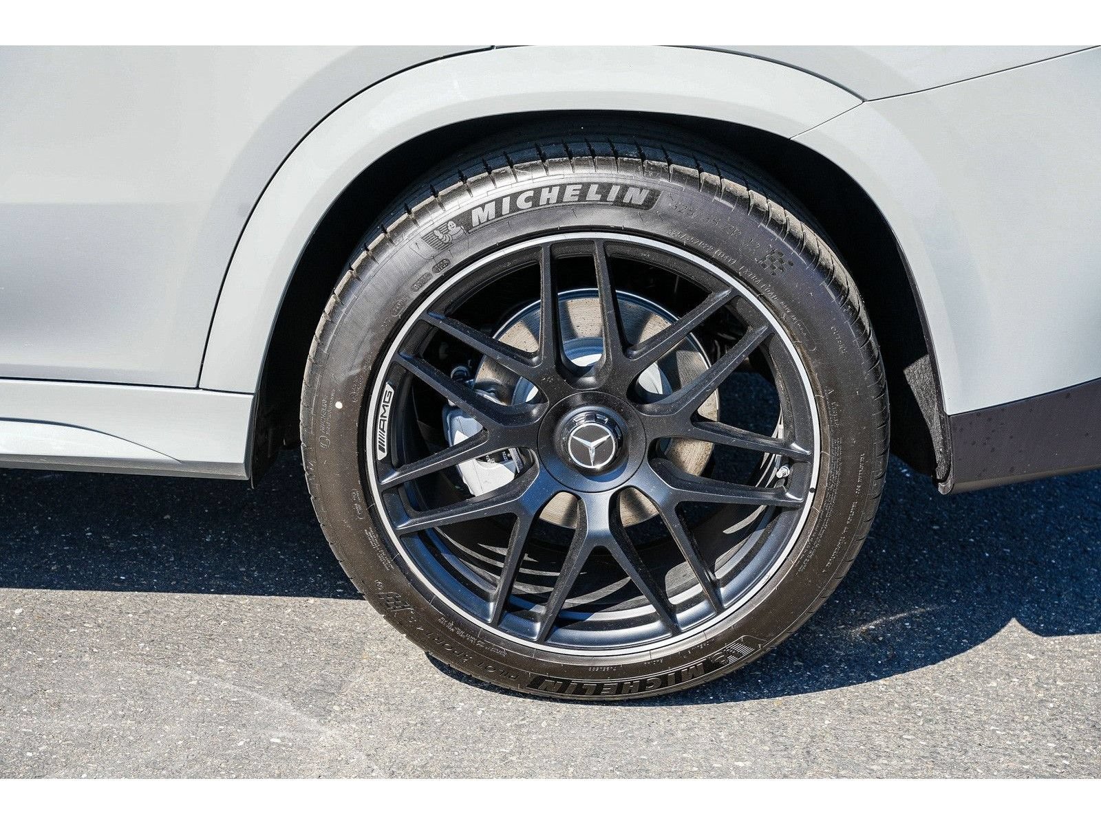 New 2026 Mercedes-Benz GLE 53 AMG 4MATIC Coupe image 10