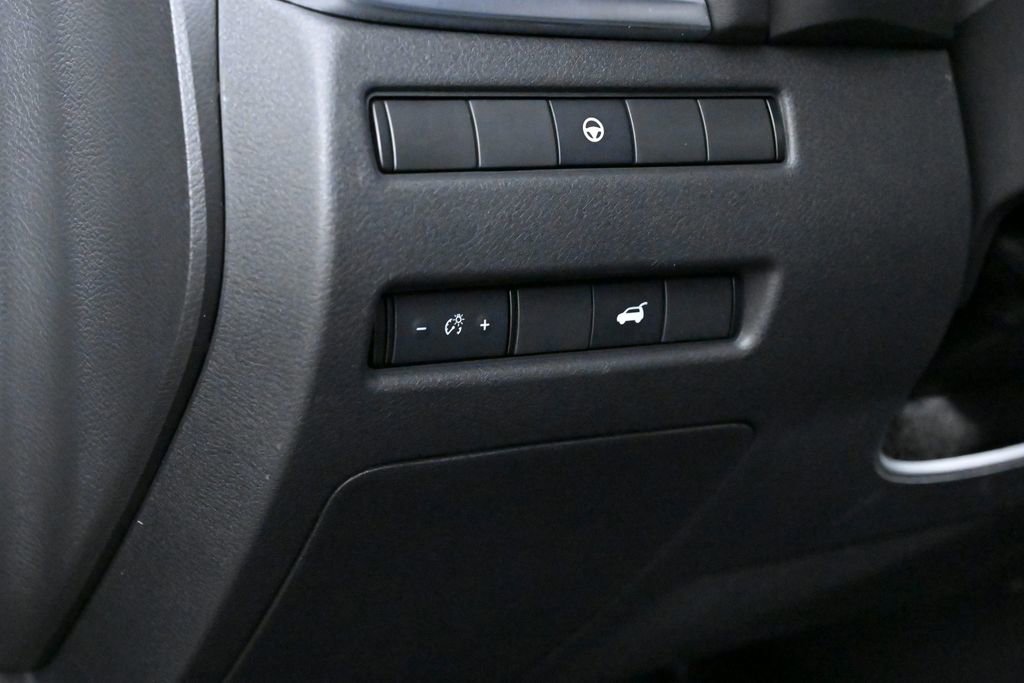 Used 2021 Nissan Rogue SL w/ Premium Package image 21