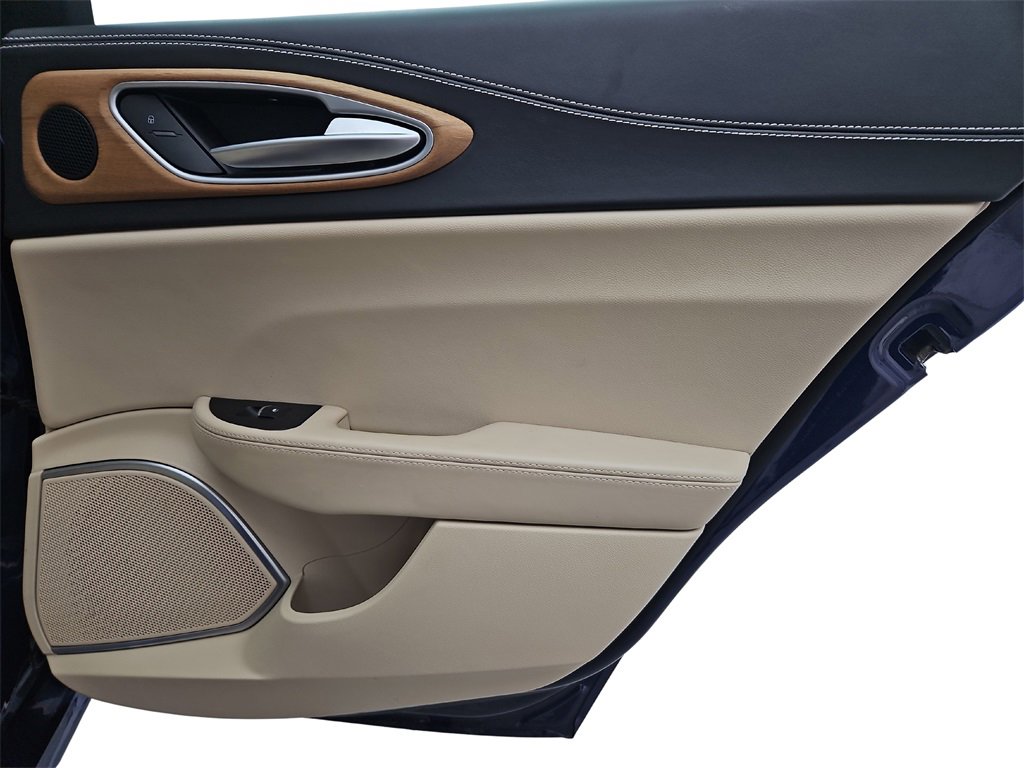 Used 2018 Alfa Romeo Giulia Ti w/ Quick Order Package 22X Lusso image 30