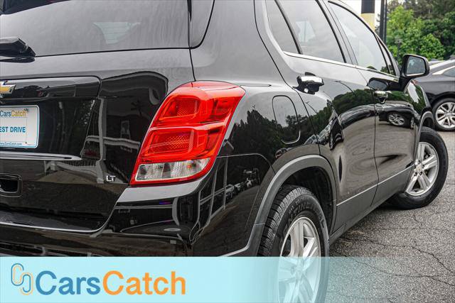 Used 2020 Chevrolet Trax LT w/ LT Convenience Package FWD image 7