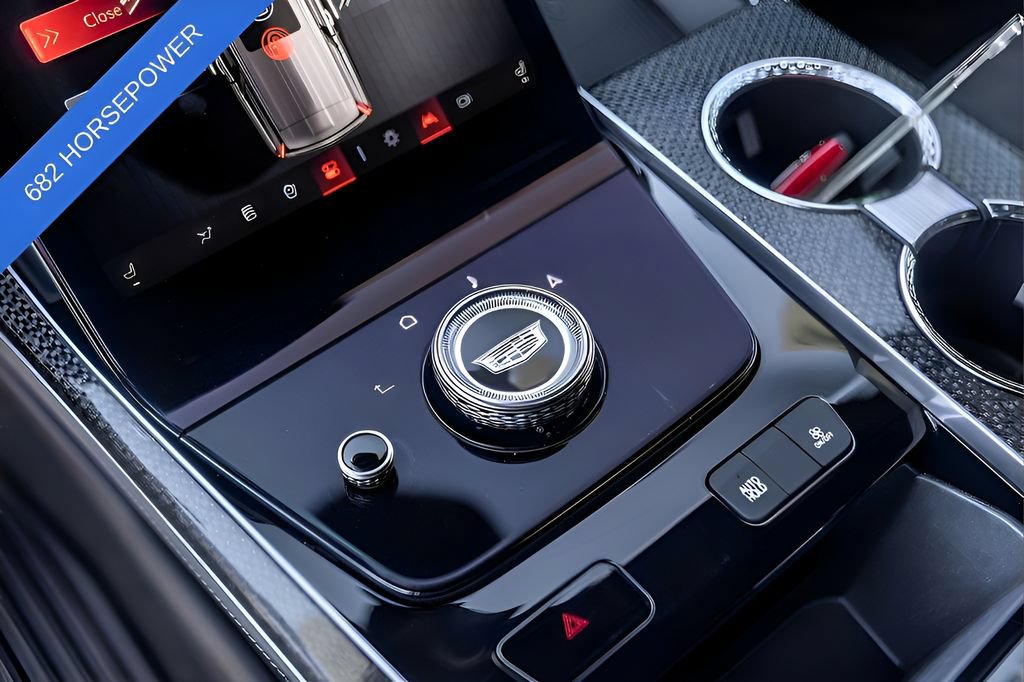 Used 2025 Cadillac Escalade V AWD/4WD image 19