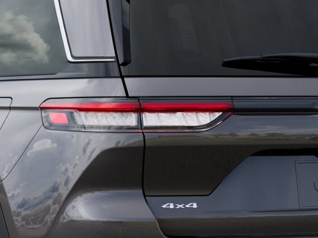 New 2026 Jeep Grand Cherokee Laredo image 9