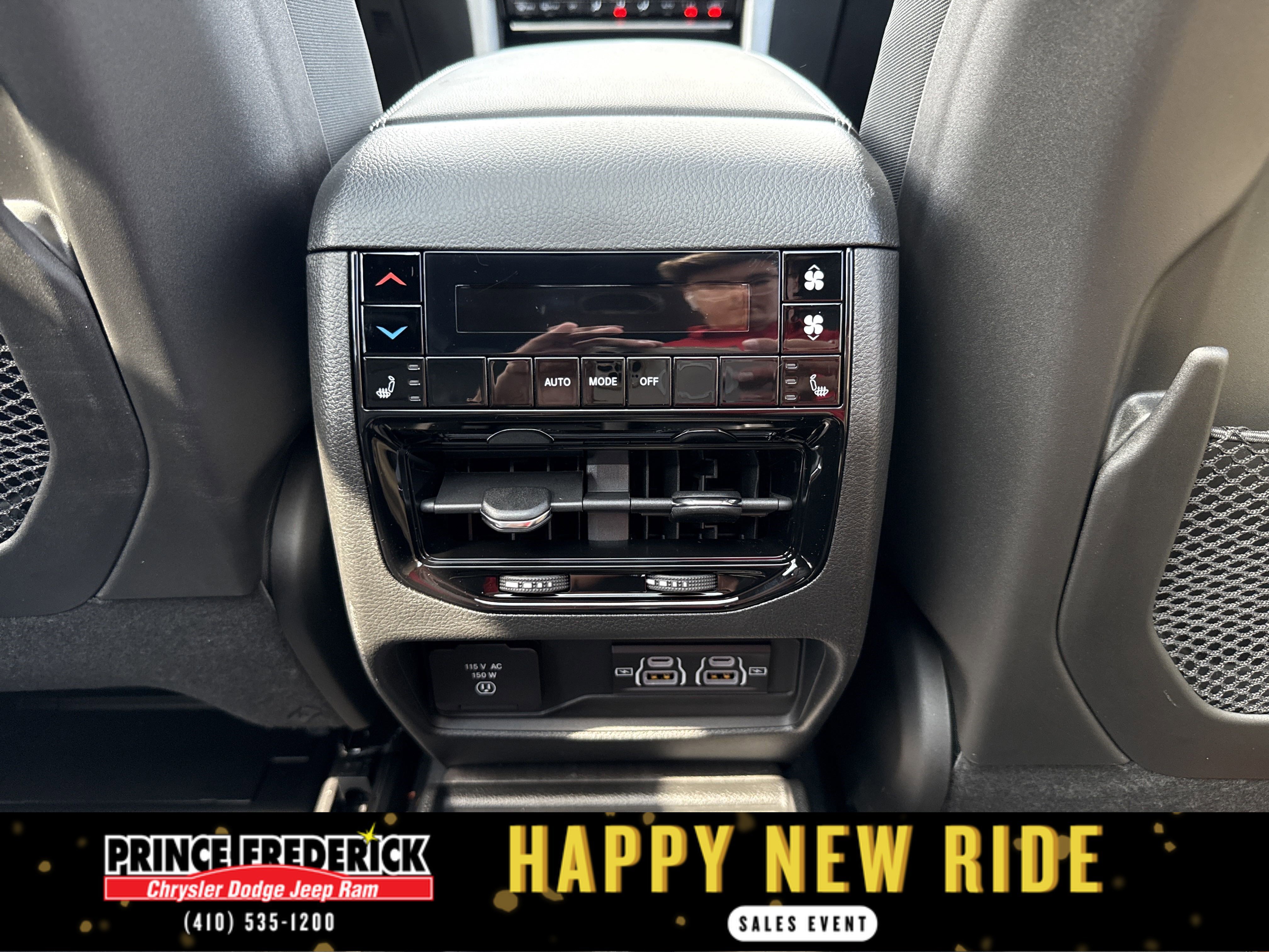 New 2025 Jeep Grand Cherokee L Limited w/ Black Appearance Package image 19