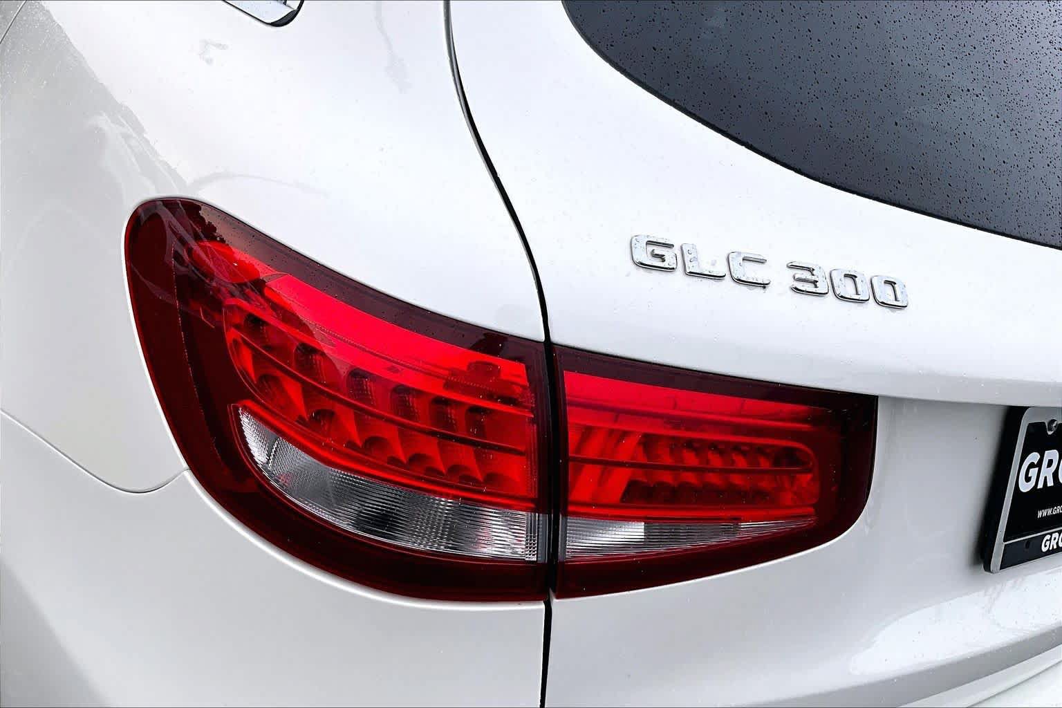 Used 2017 Mercedes-Benz GLC 300 4MATIC image 29