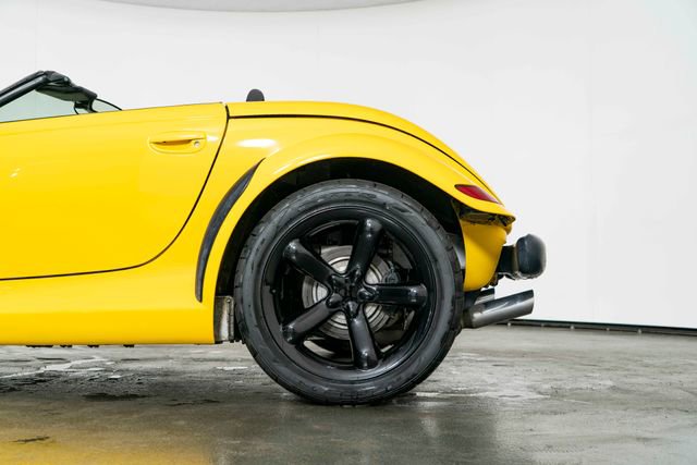 Used 2002 Chrysler Prowler image 13