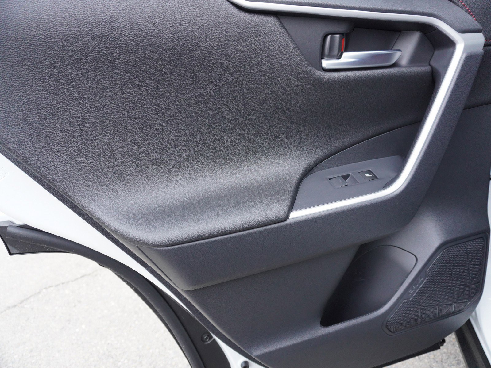 New 2025 Toyota RAV4 XSE image 13