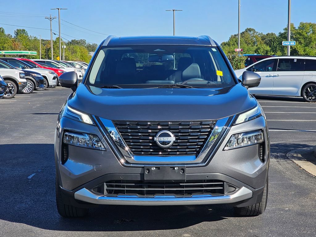 Used 2023 Nissan Rogue Platinum w/ Platinum Premium Package image 3