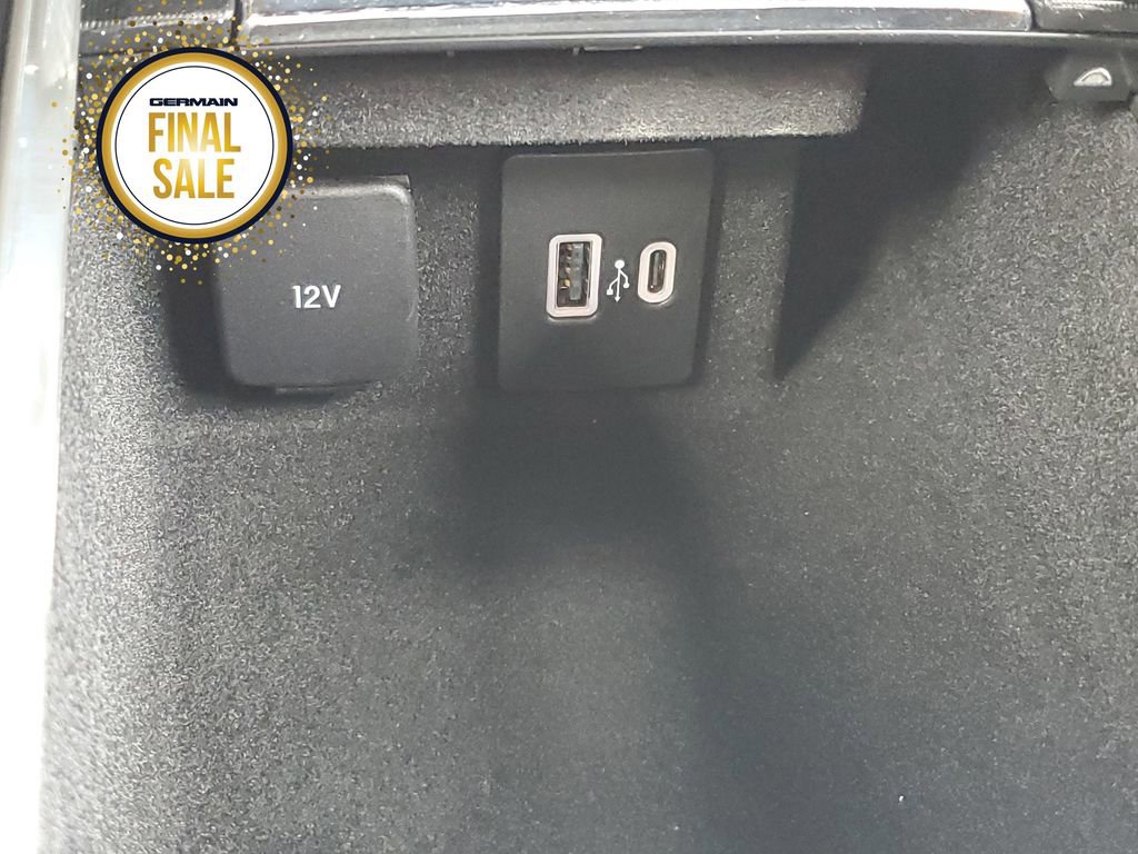 Used 2022 Lincoln Corsair Reserve w/ Equipment Group 201A image 28