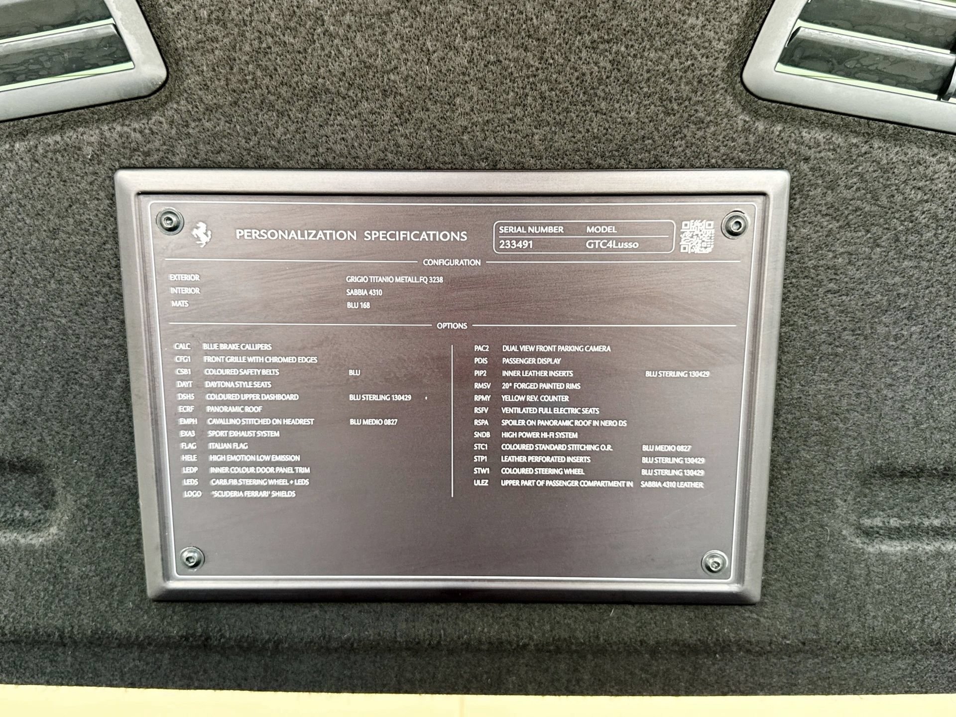 Certified 2018 Ferrari GTC4Lusso AWD/4WD image 30