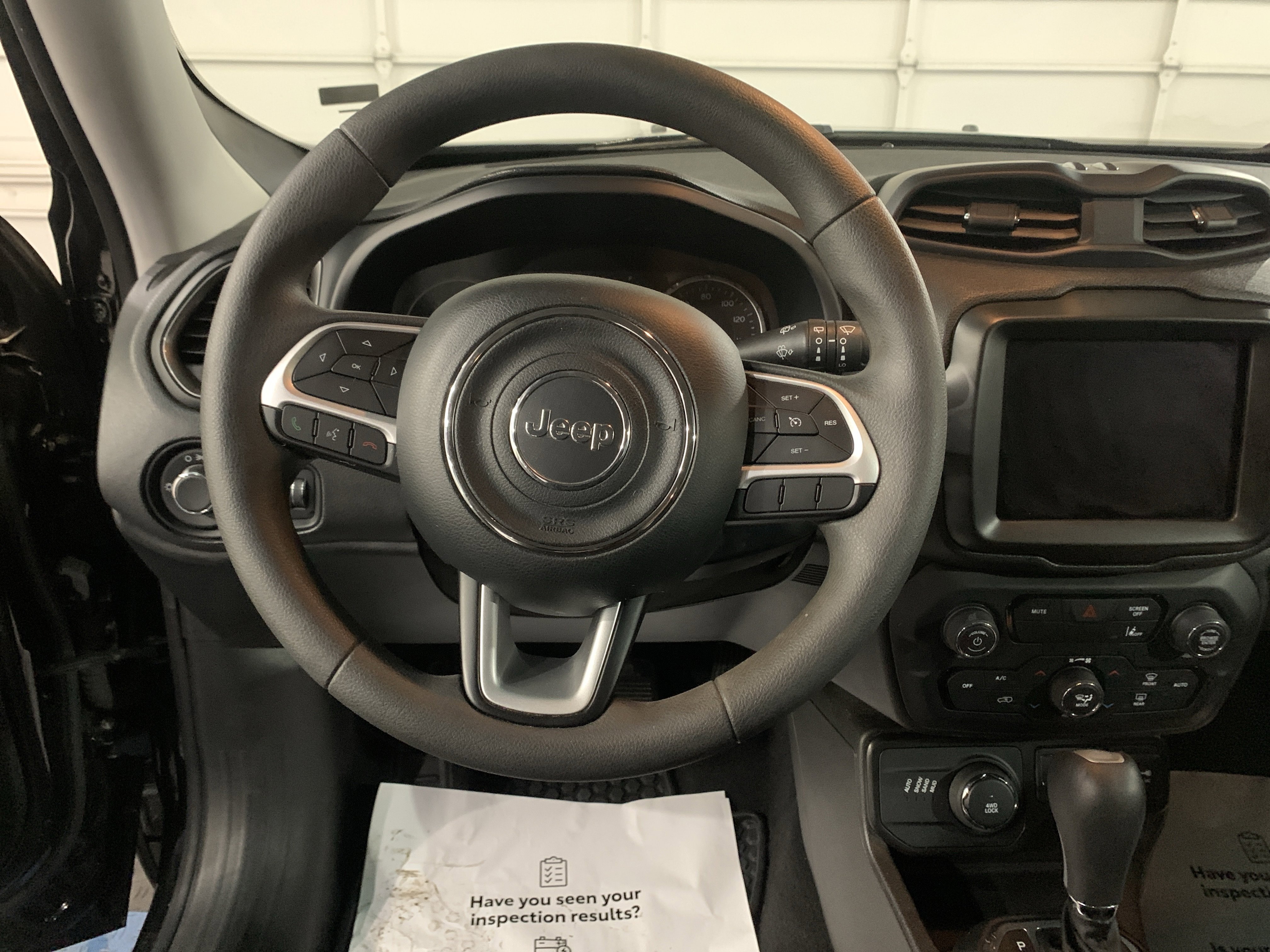 Used 2023 Jeep Renegade Latitude image 17