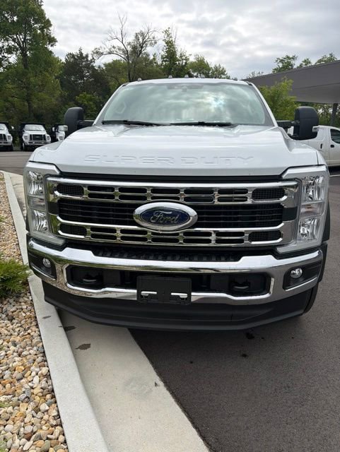 New 2026 Ford F550 4x4 Regular Cab Super Duty image 8