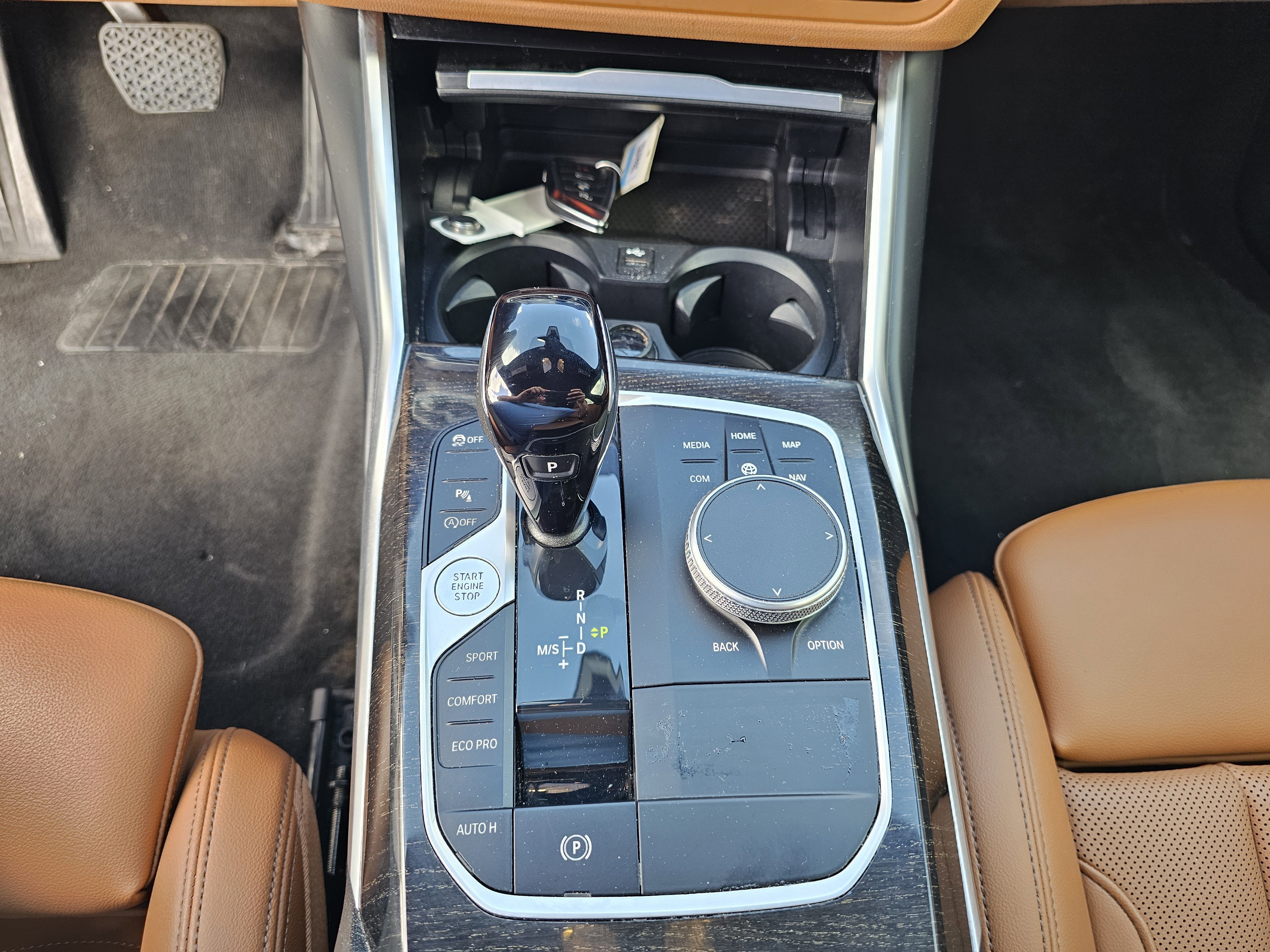 Used 2022 BMW 330i xDrive Sedan w/ Driving Assistance Package image 25