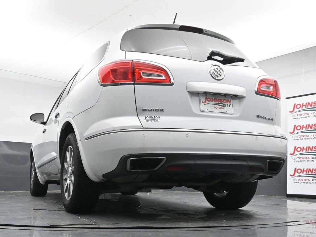 Used 2017 Buick Enclave Leather FWD image 39