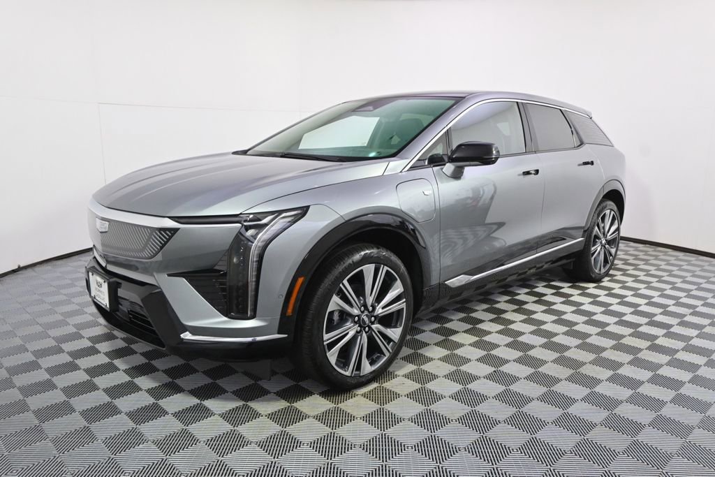 New 2026 Cadillac Optiq Luxury 2 AWD/4WD image 2