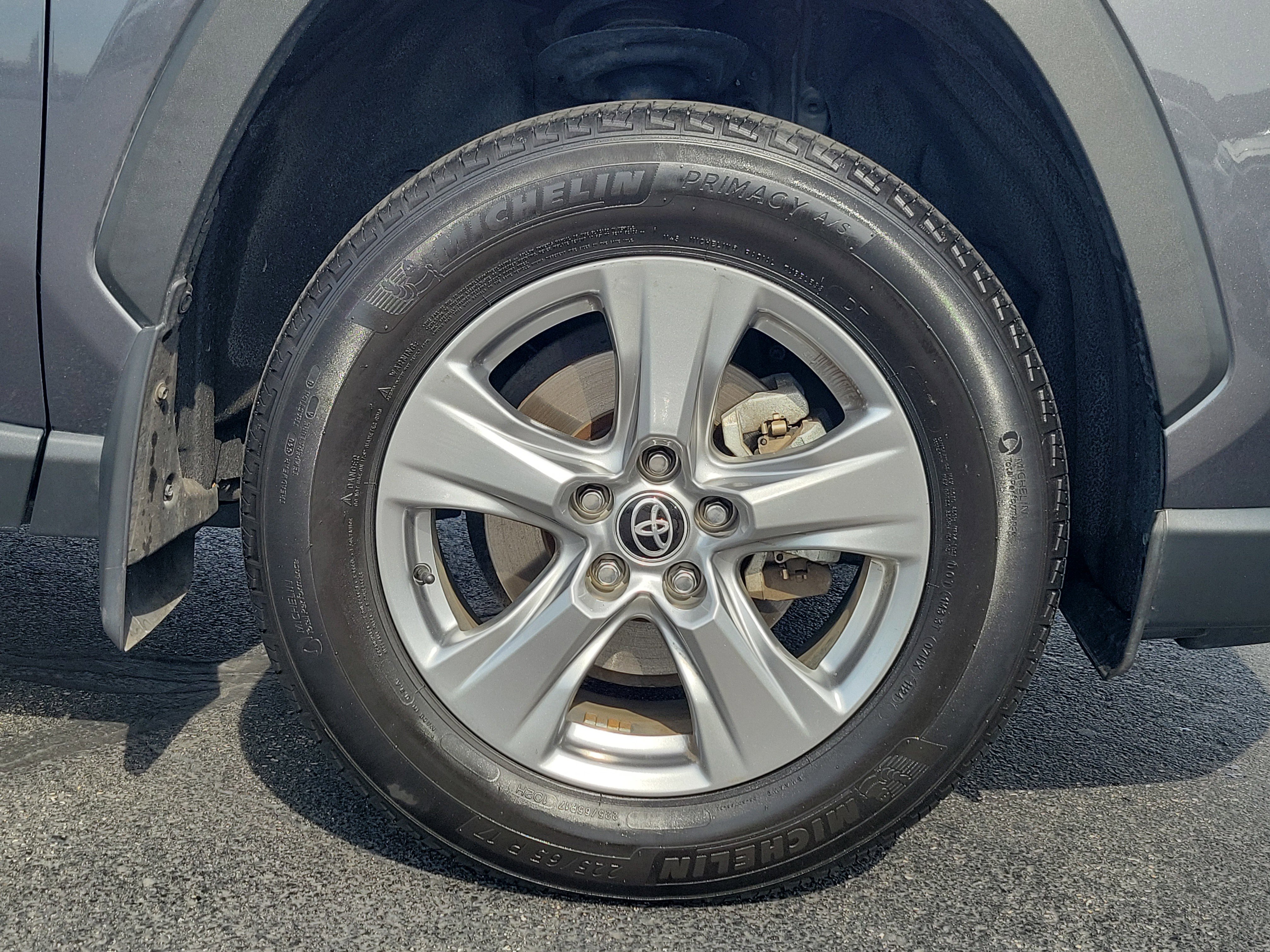 Certified 2024 Toyota RAV4 XLE w/ Convenience Package image 6