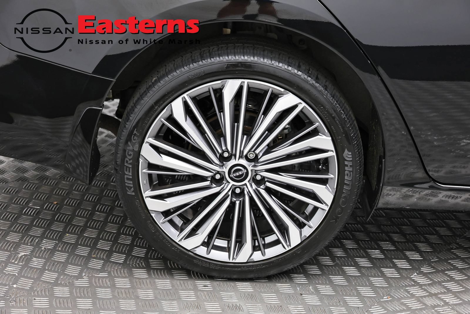 Used 2024 Nissan Altima 2.5 SL AWD/4WD image 25