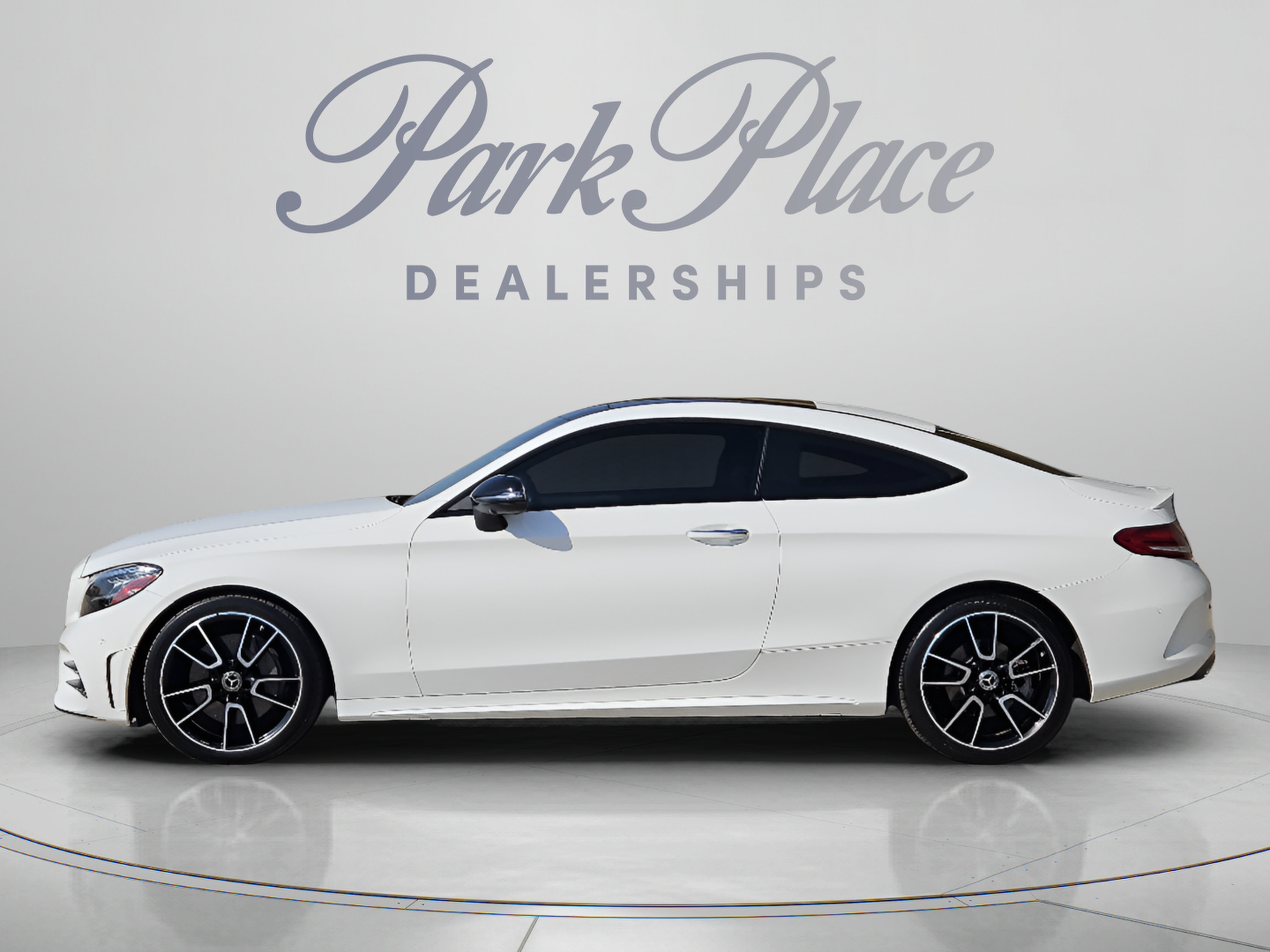 Used 2023 Mercedes-Benz C 300 Coupe image 2