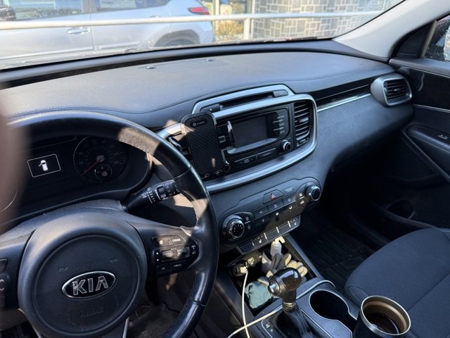 Used 2016 Kia Sorento LX w/ LX Convenience Package image 20