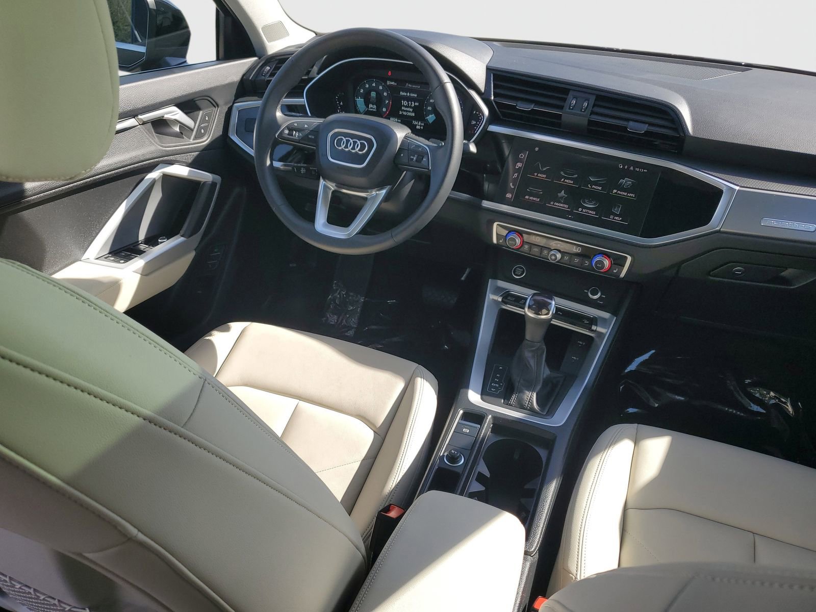 Used 2025 Audi Q3 2.0T Premium w/ Convenience Package image 12