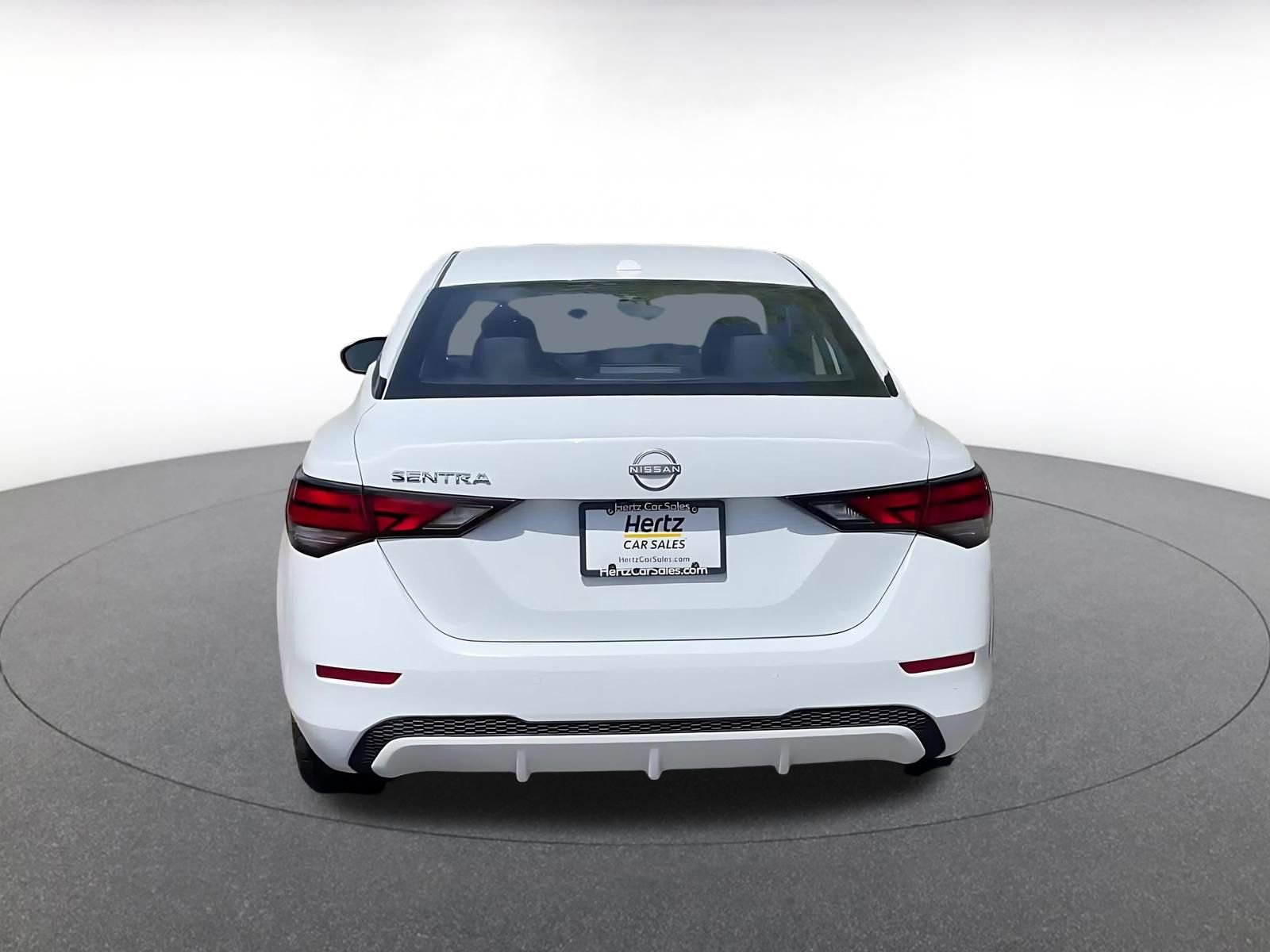 Used 2025 Nissan Sentra SV image 11