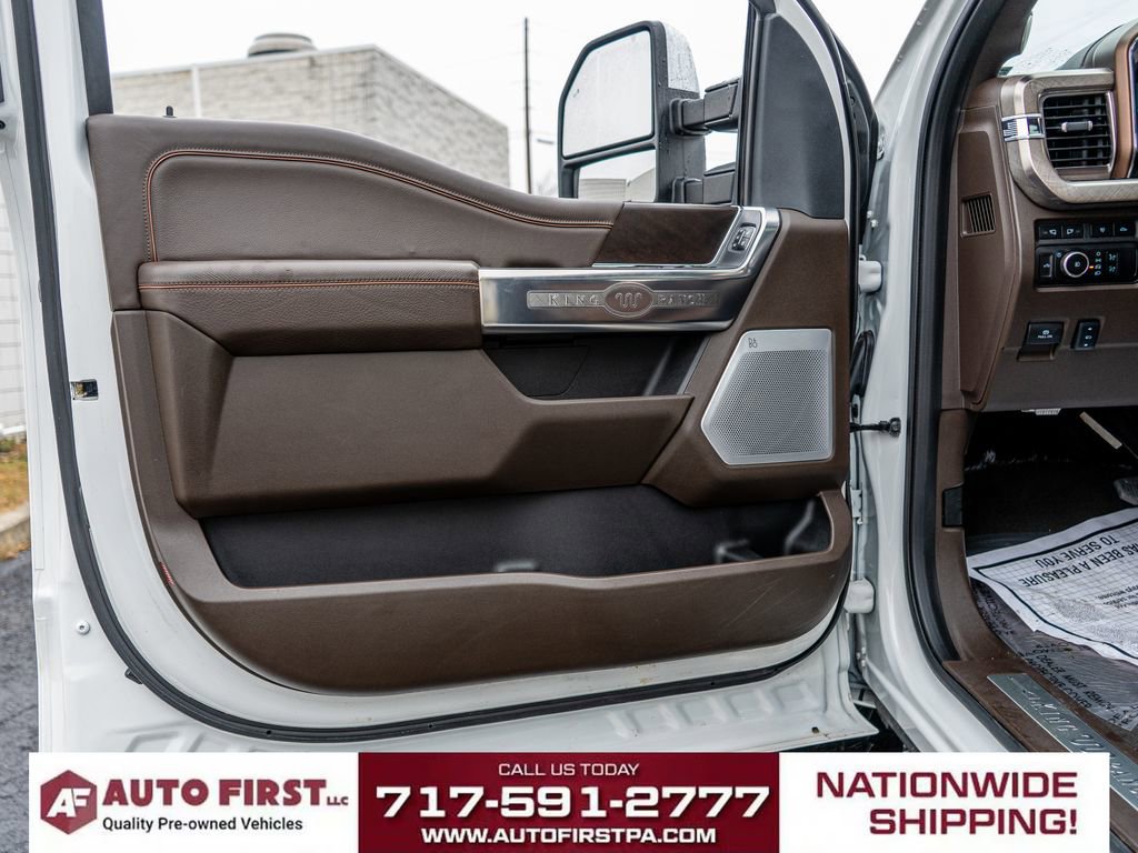 Used 2023 Ford F250 King Ranch w/ Chrome Package image 8