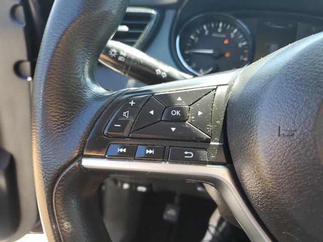 Used 2017 Nissan Rogue S AWD/4WD image 22