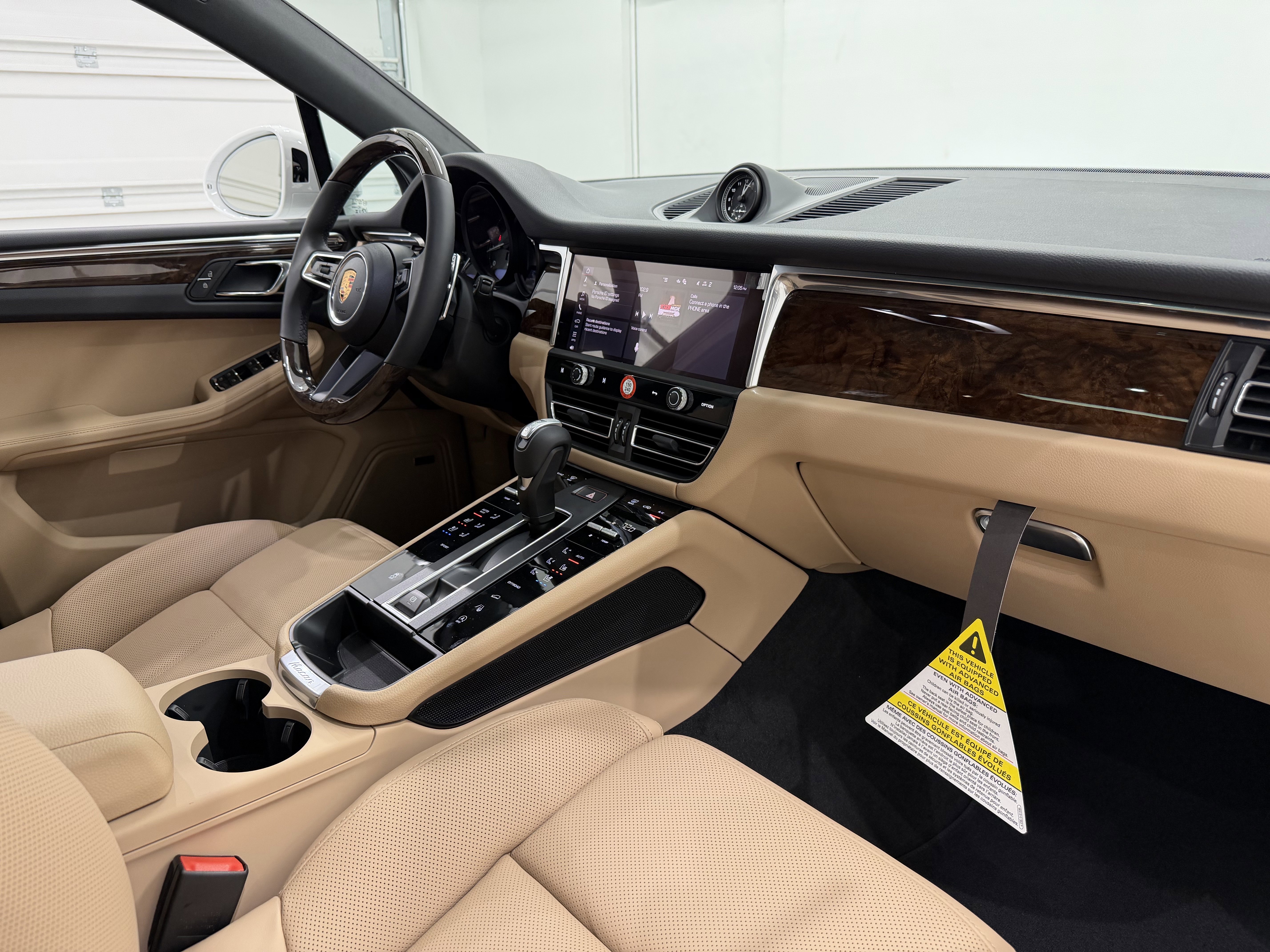 New 2026 Porsche Macan image 24