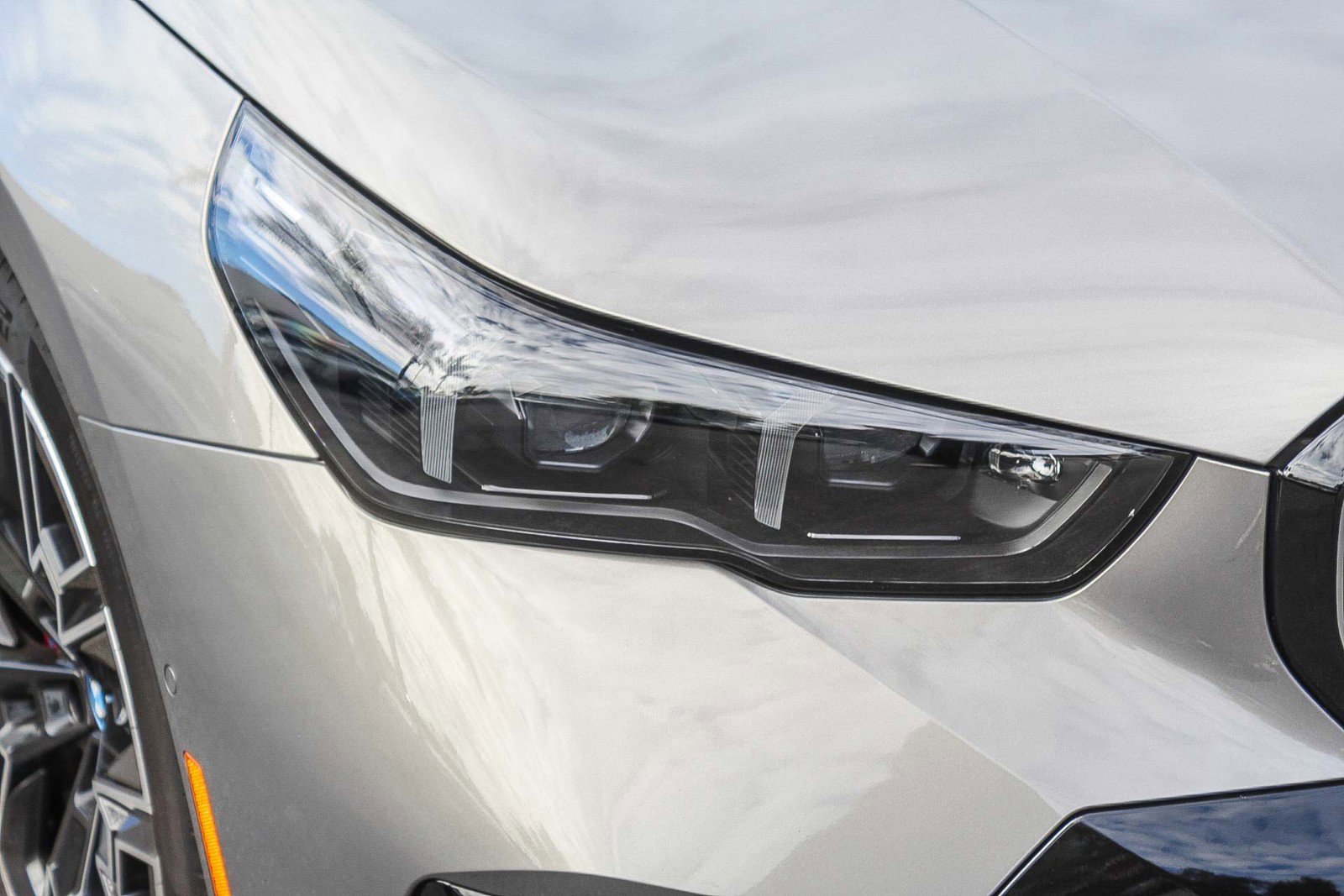 Used 2025 BMW i5 xDrive40 image 8