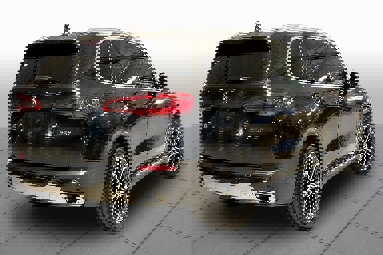 Used 2020 BMW X5 sDrive40i w/ Executive Package image 12