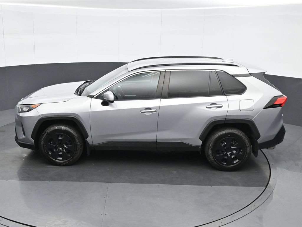 Used 2020 Toyota RAV4 LE w/ All Weather Liner Package AWD/4WD image 18